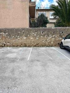 Appartements JOY - 3 min du port de Bandol : photos des chambres