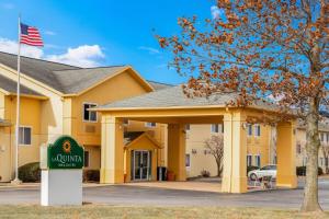AmericInn by Wyndham Frankfort IN
