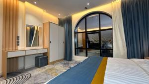 القصر المميز للأجنحه الفندقيه المعالي