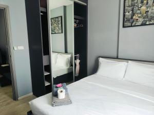 The base Pattaya condo TH