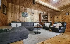 5 Bedroom Cozy Home In Sertic Poljana 