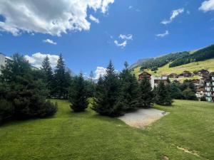 Résidence Cote Brune 3 - Superbe studio rénové 5 pers. au centre de la station, pied des pistes MAE-5661