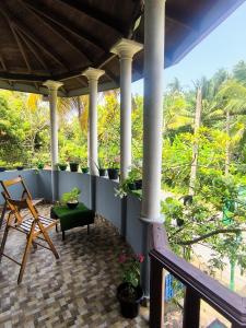 Green Shelter Villa