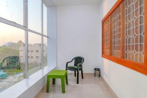 FabHotel Super 3 Premium - Banaras Railway Station