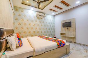 FabHotel Super 3 Premium - Banaras Railway Station