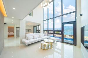 Jecheon The Shine Cheongpung