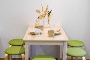 Komei Hotel5min to stationDirect access to Narita and HanedaAsakusaSky tree