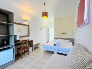 Deluxe Double Room (2 Adults + 1 Child) room in Galaxy Hotel