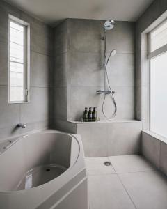 SANU 2nd Home SAZARENO 下田