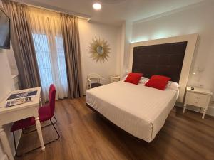 Double or Twin Room room in Hotel Boutique Catedral
