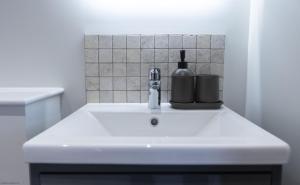 Bell House Oxford - The Punt