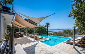 Amazing Home In Crikvenica 