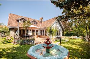 Villa Base Kırkpınar Detached Villa with pool