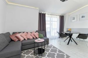 Exceptional Apartments in Sopot with Parking by Noclegi Renters