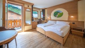 Comfort Double or Twin Room room in Hotel Crosal