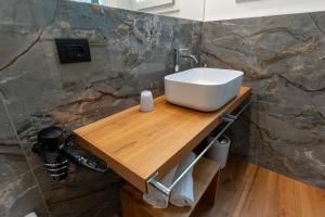 Suite Roccamare - Comfort dEpoca e Vista da Sogno nel Cuore di Cefalù by CEFALU BIZ