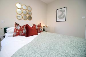 Casablanca 2 - 2 Bedroom Apartment with Parking