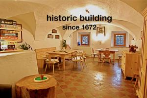 Spiele- und Buchhotel Tschitscher