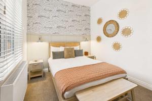 Host & Stay - Surf Jewel