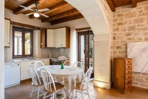 Oia Residence, private and peaceful