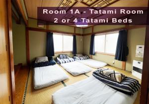 Furano House, 6 Bedrooms, Max 16PP - Near JR, Group Travel, Onsite Parking