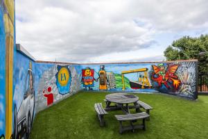 Luxury 2 Bedroom Penthouse in East Village Belfast - Walk to City Centre, Roof Terrace