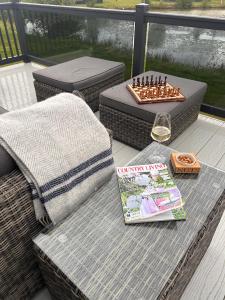 Deluxe lodge for two