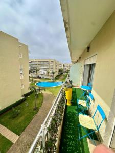 Bel appartement vue piscine