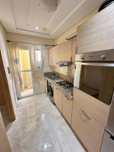 Bel appartement vue piscine