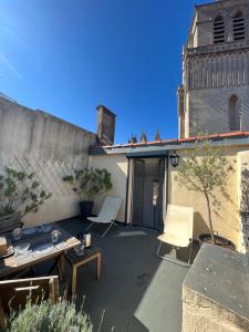 Le Logis du Chanoine, 50 m2 and terrace face to Cathedral
