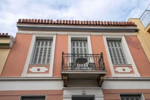 Acropolis Neoclassic Elegance