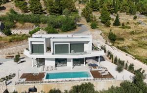 Amazing Home In Podgora 