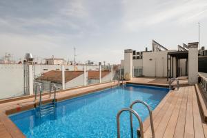 Naima - 2 bedrooms and pool in Trafalgar - 3-звездочные отели в городе Мадрид