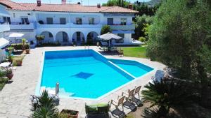 Niriides Pool House 1&2 Pefkohori