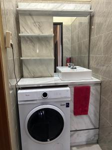 Newly furnished small balinese house quiet area