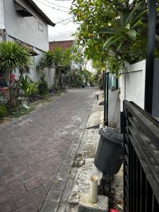 Newly furnished small balinese house quiet area