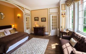 B&B / Chambres d'hotes Le Chateau de Fresnoy en Gohelle : photos des chambres