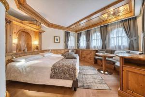 Hotel Fairmounts Plaza Near Delhi Airport IGI