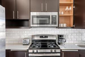 Blueground Mission Valley East pool nr Riverwalk SAN-17