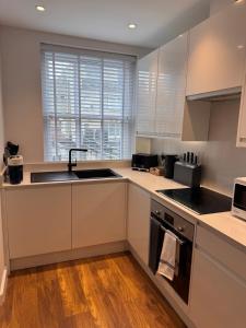 Stunning, newly refurbished flat