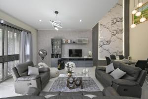 Puri Ratu Jimbaran with Private Pool