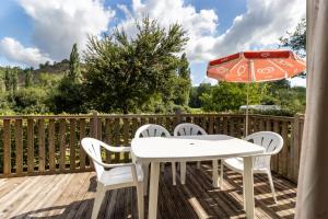 Maisons de vacances Mobilhome Le Chataignier : photos des chambres