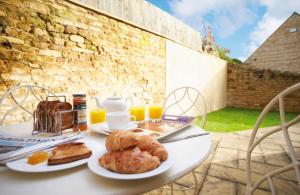 The Old Bakery Sleeps 4