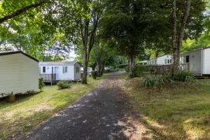 Maisons de vacances Mobilhome Le Chene : photos des chambres