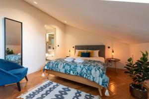 Elegant Duplex Apt in Downtown