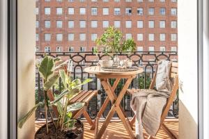 Yangambi - 2 bedrooms and office in Lista