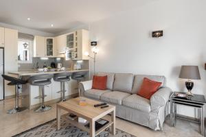 Las Palmas 21C Oasis Properties