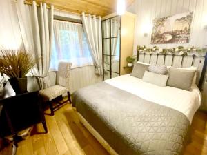 Holly Lodge 14 Hot Tub