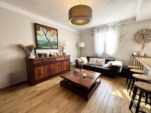 BB OT Petit Balcon De La Providence - Old Town