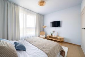 Elite Apartments Beachside Luxury with Balcony